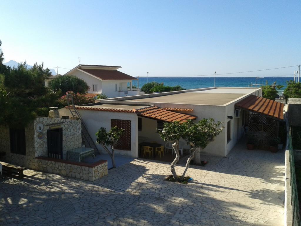 Appartamento Spiaggia Playa كاستيلاّماري ديل غو المظهر الخارجي الصورة
