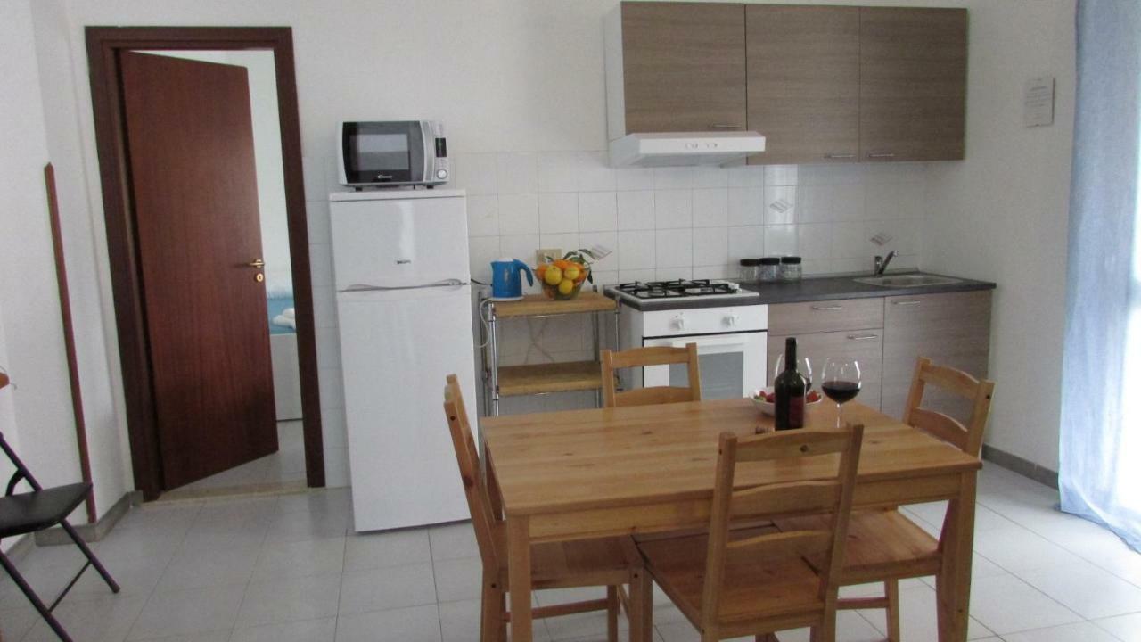 Appartamento Spiaggia Playa كاستيلاّماري ديل غو المظهر الخارجي الصورة