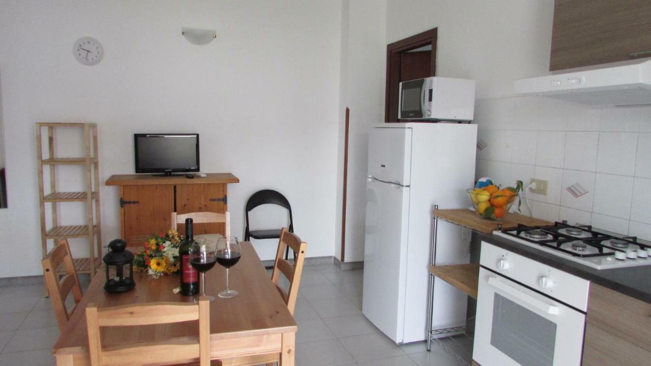 Appartamento Spiaggia Playa كاستيلاّماري ديل غو المظهر الخارجي الصورة
